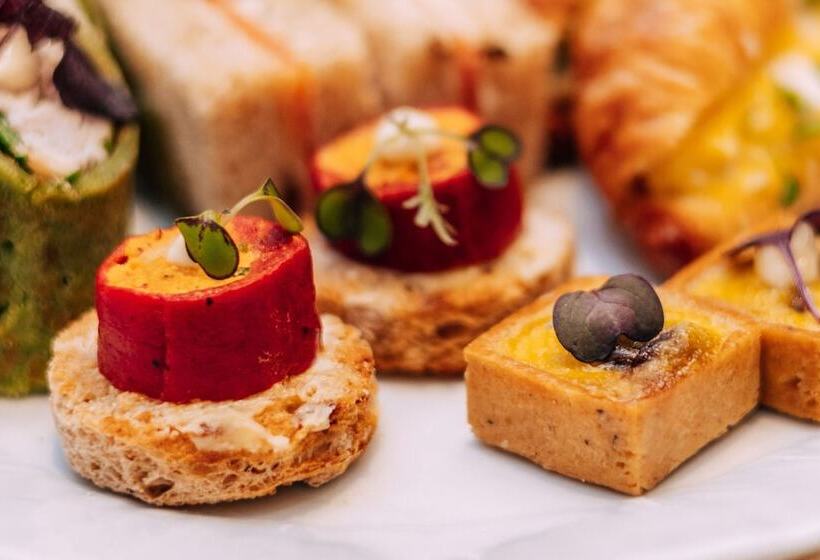 The Park Tower Knightsbridge, A Luxury Collection Hotel, London