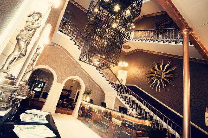 The Queen At Chester Hotel, Bw Premier Collection