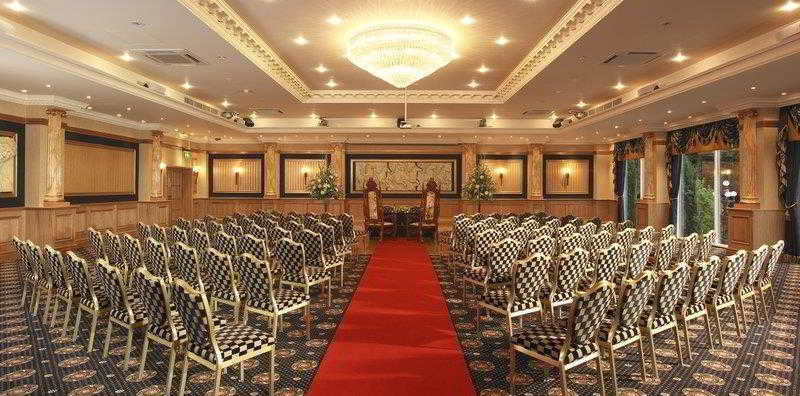 The Queen At Chester Hotel, Bw Premier Collection