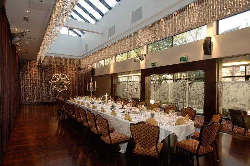 The Queen At Chester Hotel, Bw Premier Collection