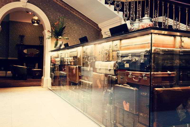 The Queen At Chester Hotel, Bw Premier Collection