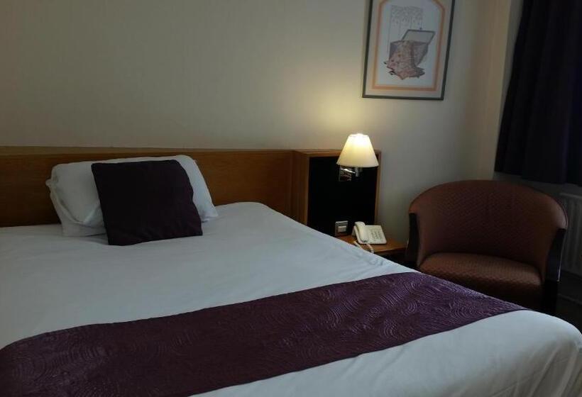 Отель The Roundhouse