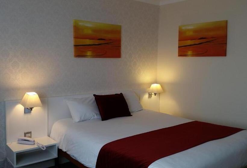 Отель The Roundhouse