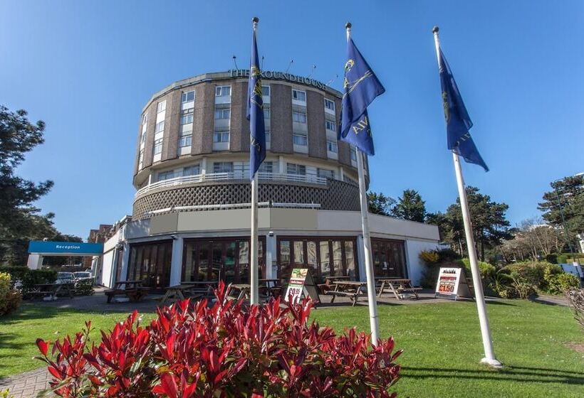 Отель The Roundhouse