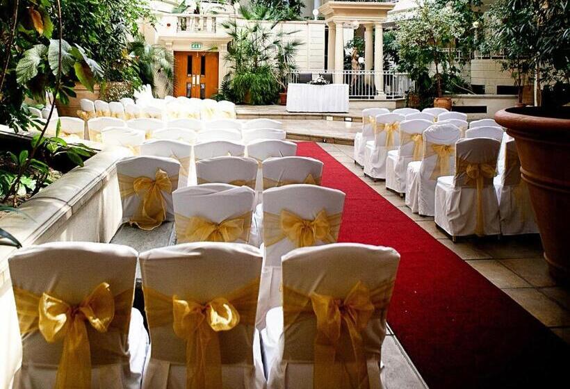 בית מלון כפרי The Sefton