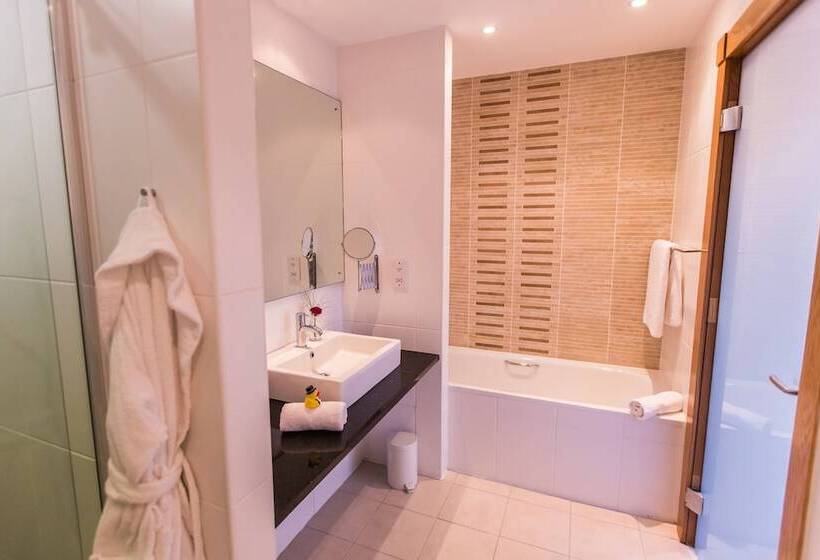 ホテル The Stormont