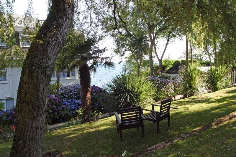 فندق The Water's Edge