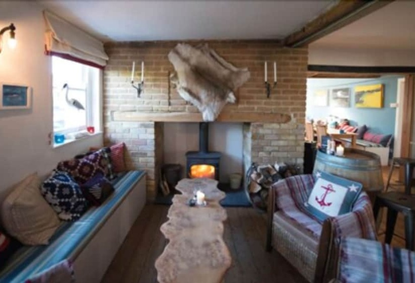 호텔 The White Cliffs