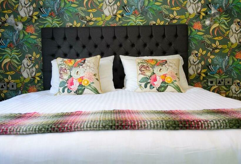 בית מלון כפרי The White Horse