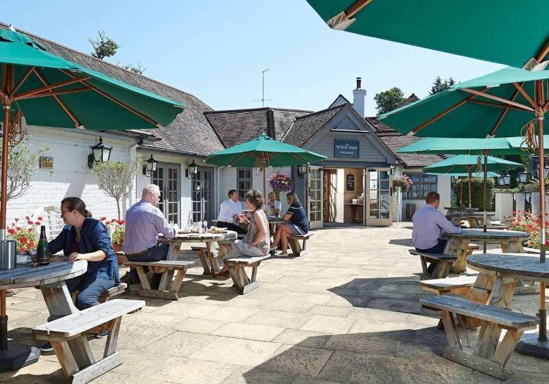 酒店 The White Swan