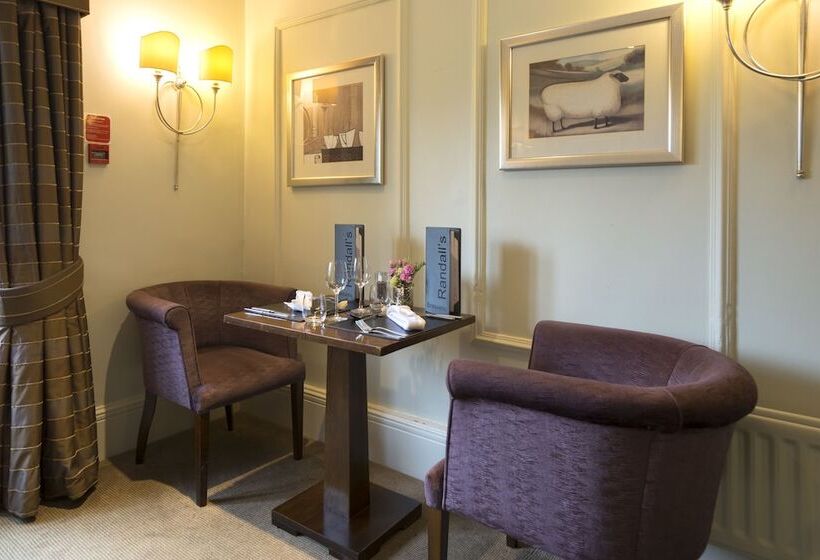 Отель Three Ways House