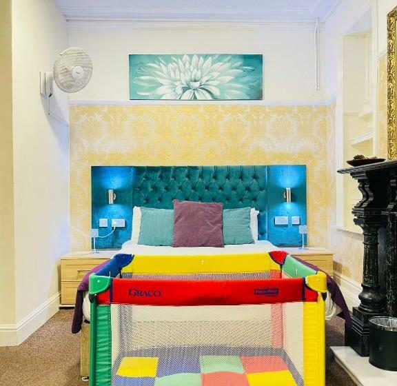 ホテル Trivelles Park