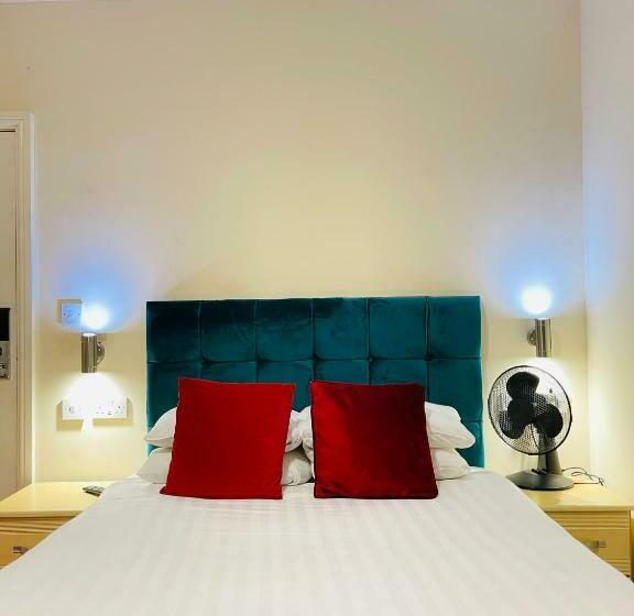 ホテル Trivelles Park