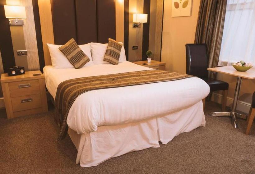 ホテル Trivelles Park