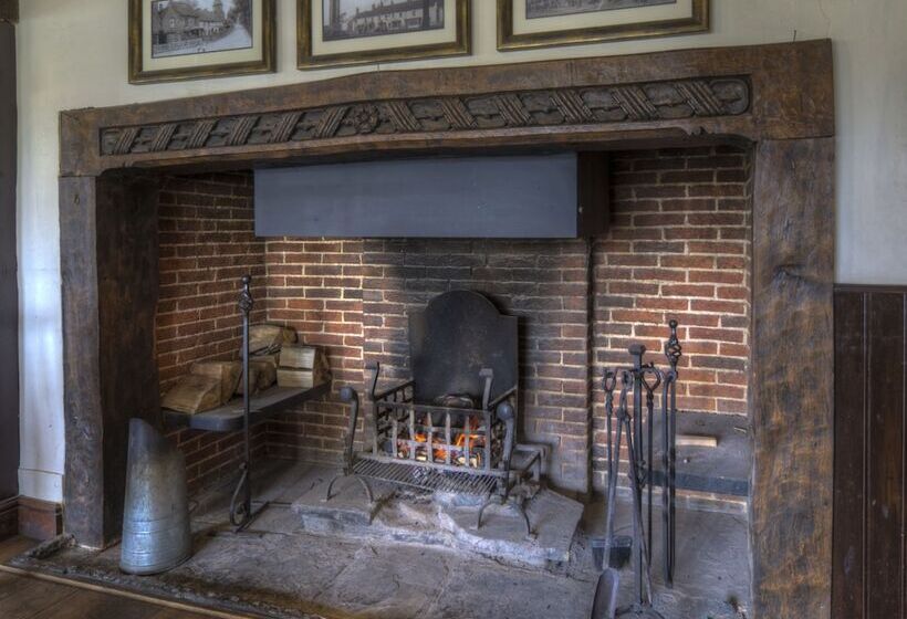 Отель Two Brewers By Chef & Brewer Collection