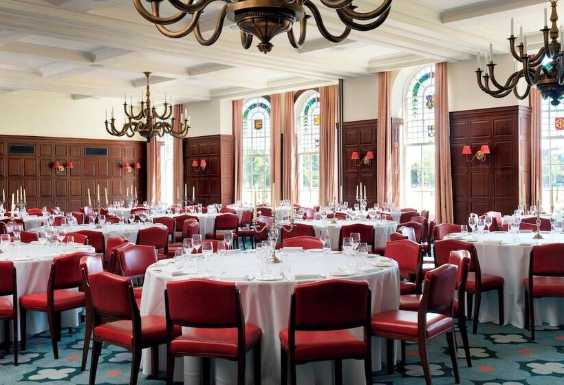 בית מלון כפרי University Arms, Autograph Collection