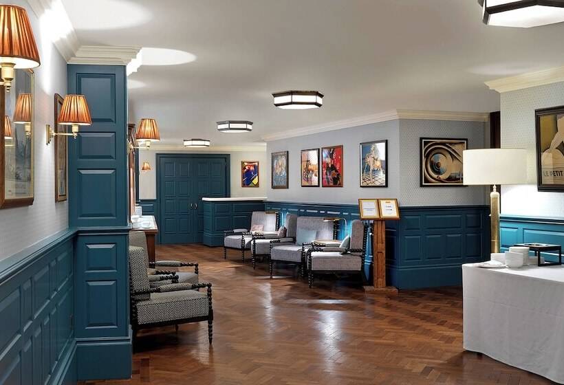 בית מלון כפרי University Arms, Autograph Collection