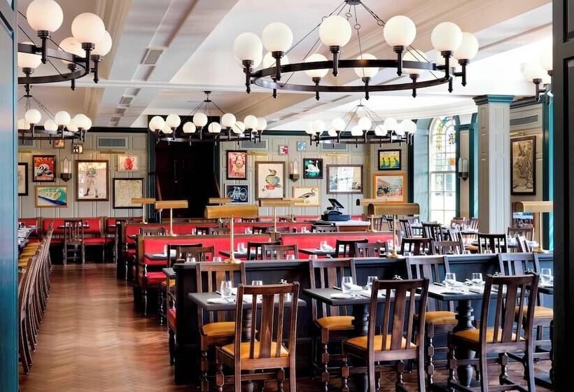 בית מלון כפרי University Arms, Autograph Collection