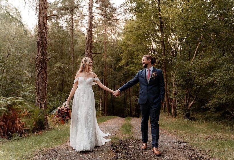 Voco Lythe Hill Hotel & Spa, An Ihg