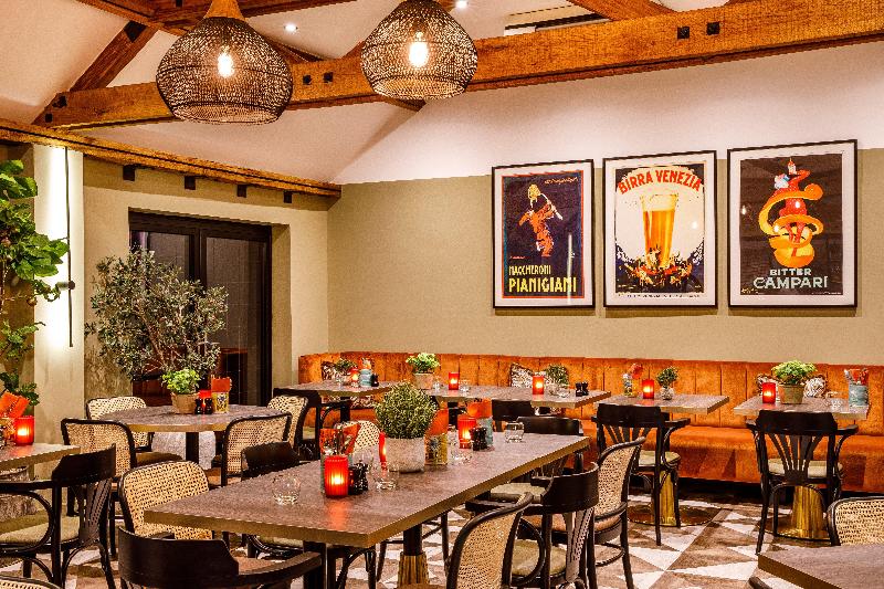 Voco Lythe Hill Hotel & Spa, An Ihg