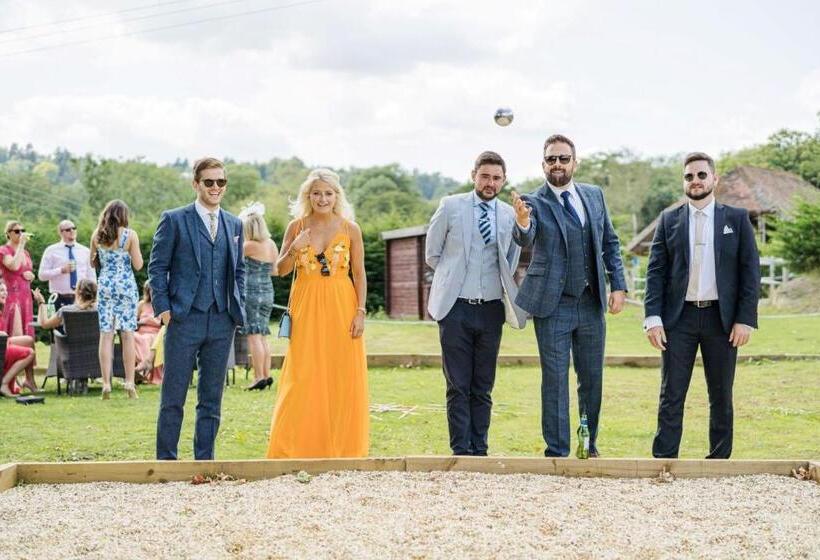 Voco Lythe Hill Hotel & Spa, An Ihg