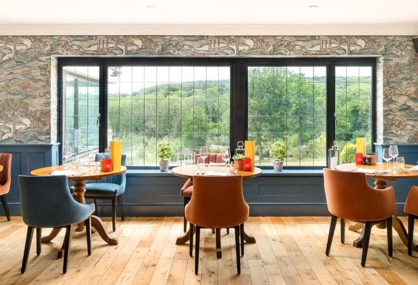 Voco Lythe Hill Hotel & Spa, An Ihg