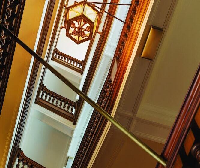 בית מלון כפרי The Caledonian Edinburgh, Curio Collection By Hilton