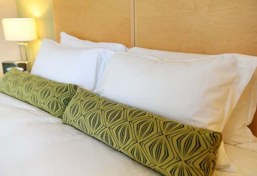 בית מלון כפרי West Lodge Park