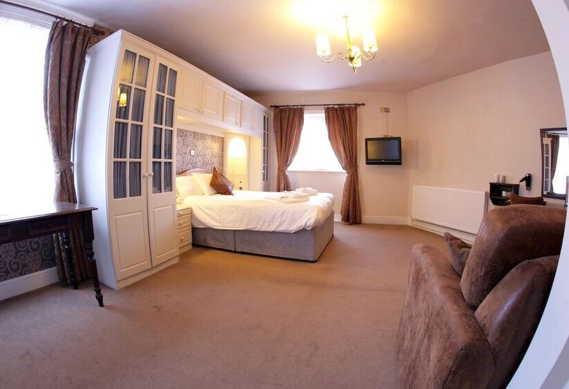 בית מלון כפרי White Hart, Andover By Marston's Inns