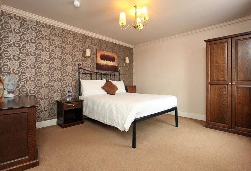 בית מלון כפרי White Hart, Andover By Marston's Inns