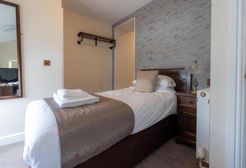 Отель White Lion Royal