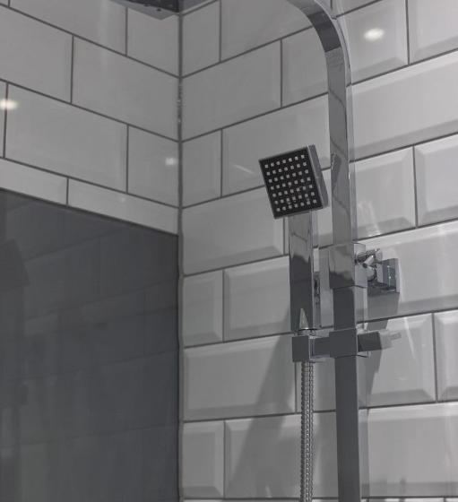 Отель White Lion Royal