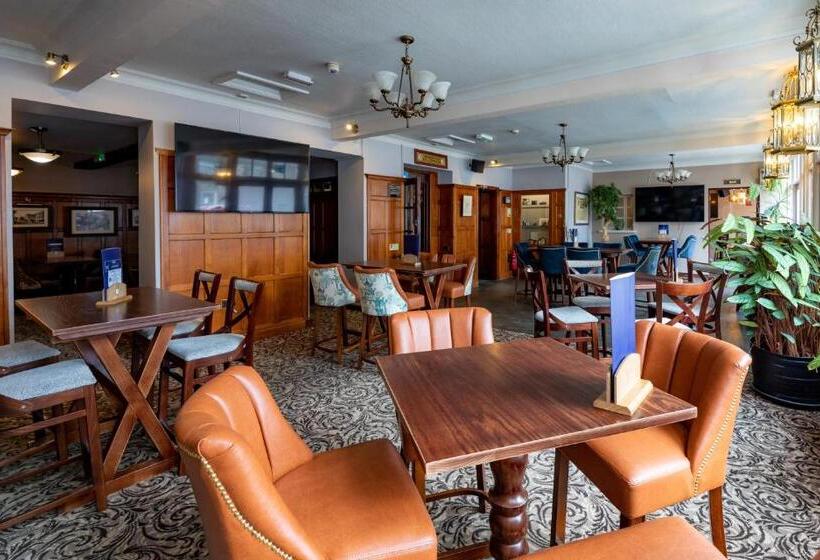 Отель White Lion Royal