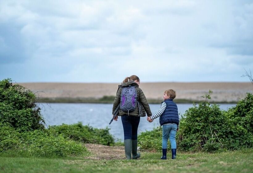 منتجع Moonfleet Manor   A Luxury Family