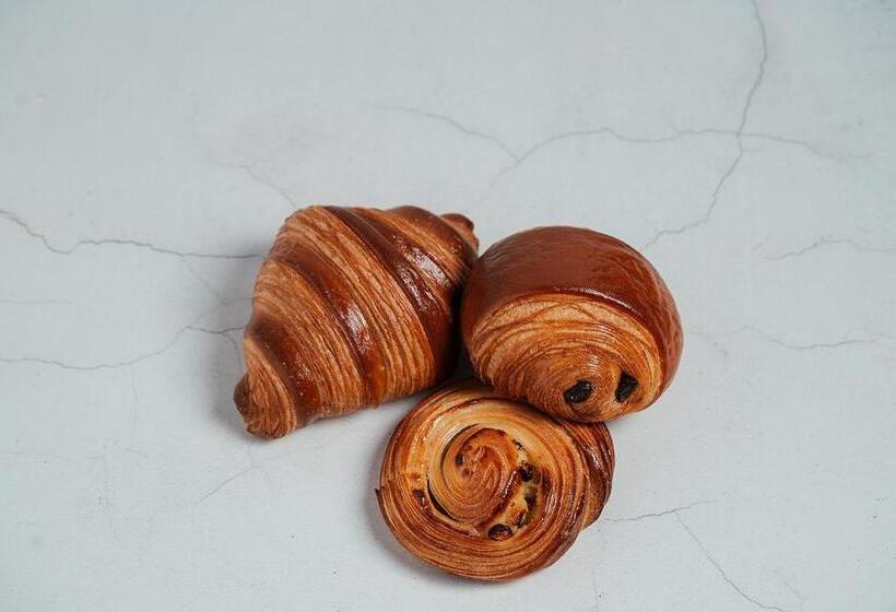 The Manor House Hotel And Golf Club