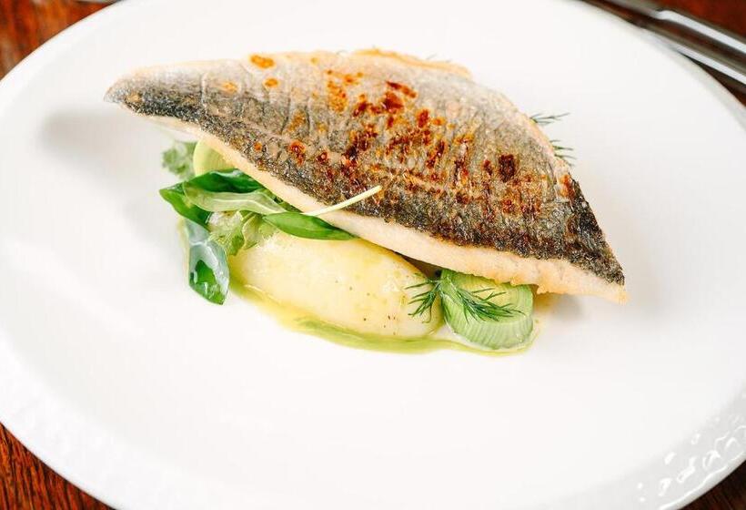 The Manor House Hotel And Golf Club