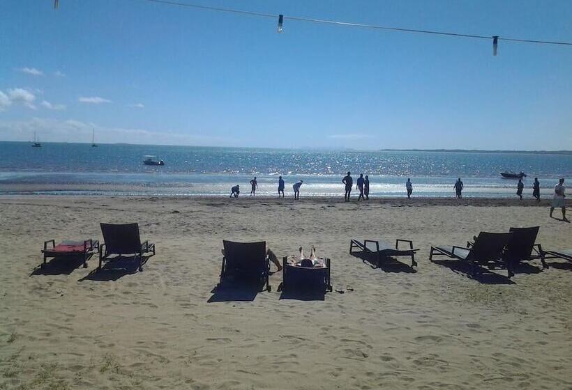 Travellers Beach Resort Hostel