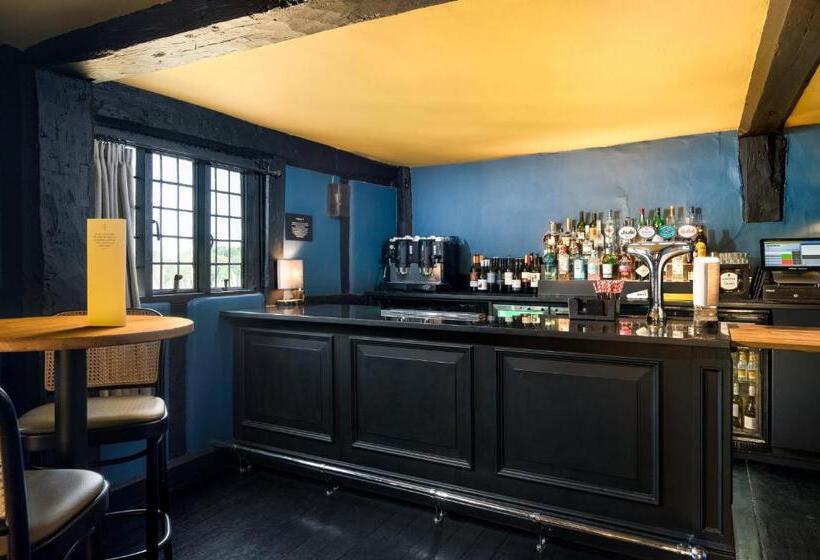 Voco Lythe Hill Hotel & Spa, An Ihg