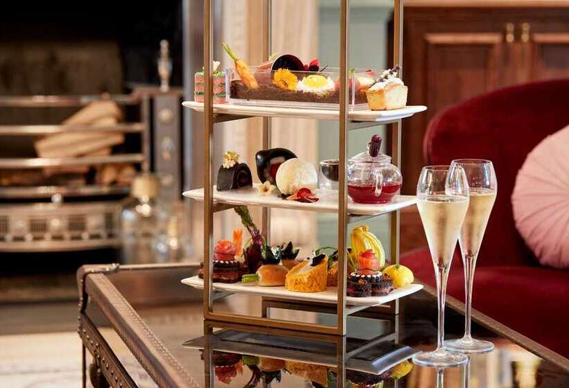 100 Queen S Gate Hotel London, Curio Collection By Hilton