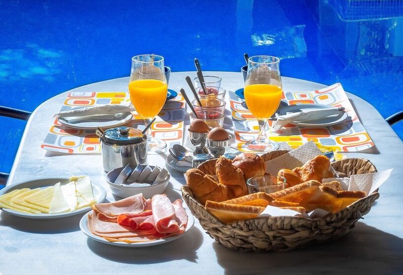 Apollonia Hotel Apartments