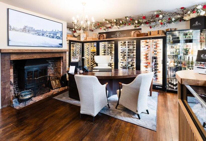 مبيت وإفطار Quob Park Old House Hotel & Spa