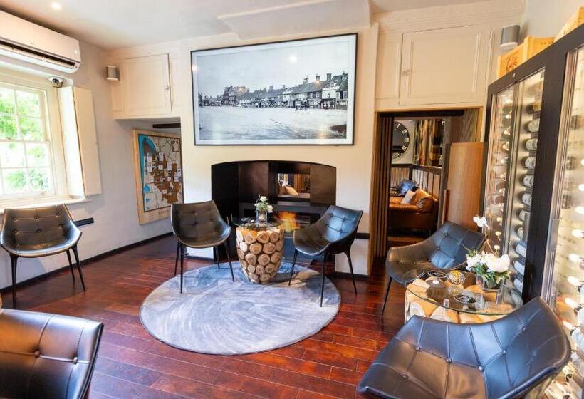 مبيت وإفطار Quob Park Old House Hotel & Spa