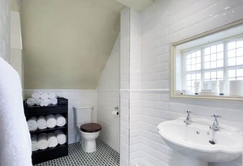 مبيت وإفطار Quob Park Old House Hotel & Spa