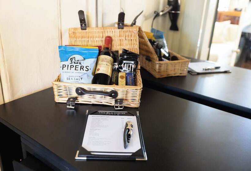 مبيت وإفطار Quob Park Old House Hotel & Spa