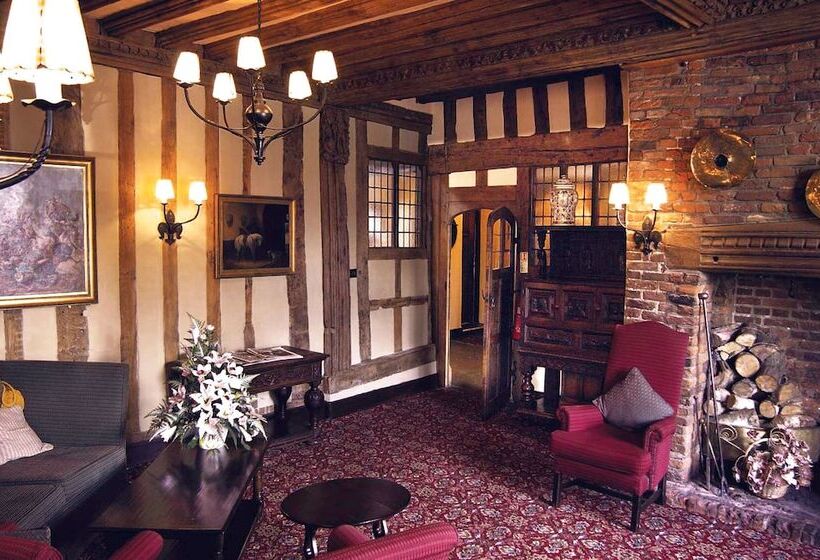 Bull Hotel By Greene King Inns