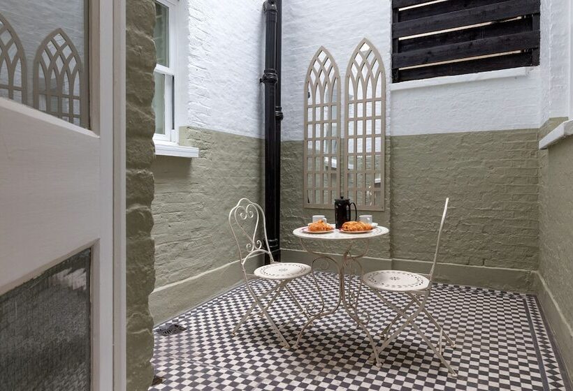 Collingham Serviced Apartments