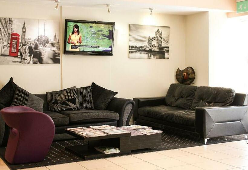 Grand Plaza Serviced Apartments