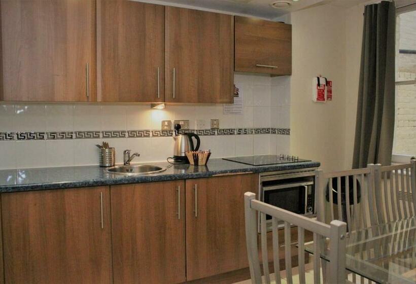 Grand Plaza Serviced Apartments