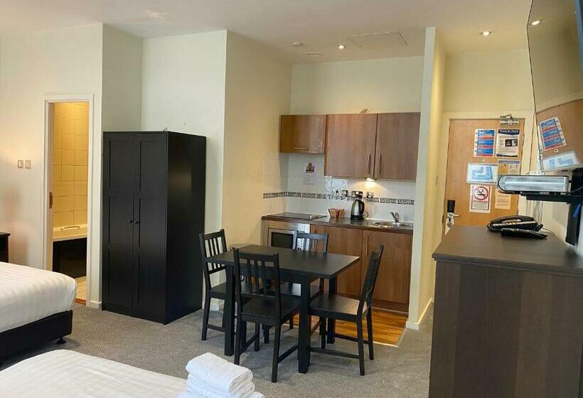 Grand Plaza Serviced Apartments