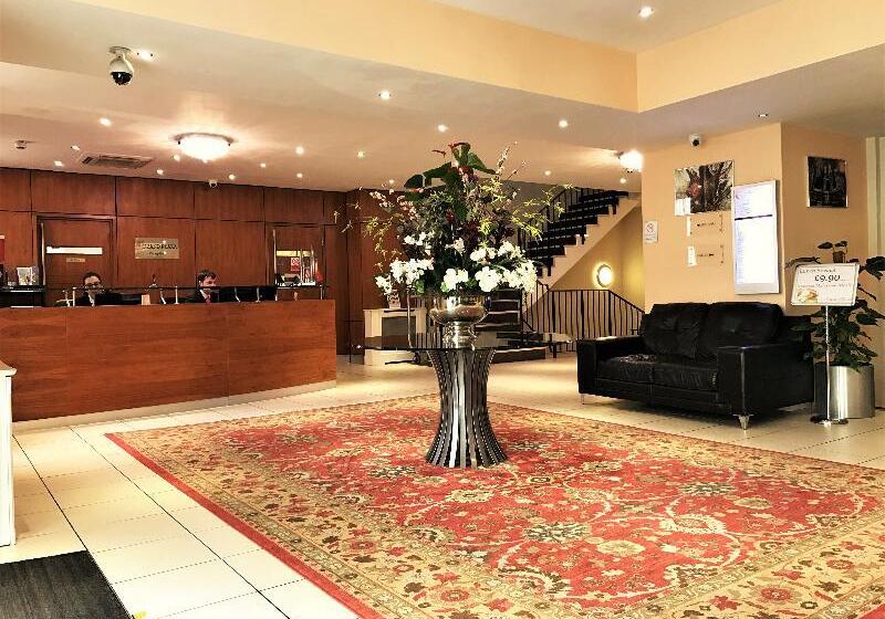 Grand Plaza Serviced Apartments